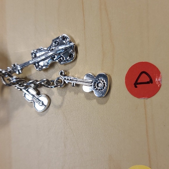 Music 2 for 1 price - Upcycled Wine Cork - Key Chain - Purse Charm - Pick  2. - Picture 5 of 6